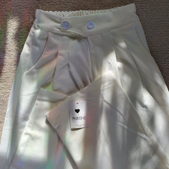 Lightweight silk-like white lounge pants - Picture 4 of 5